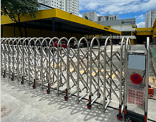 CỔNG XẾP INOX GIÁ MỀM