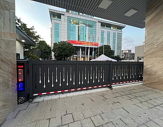 CỔNG XẾP NHẬP KHẨU NP16